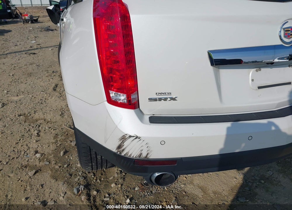 2011 CADILLAC SRX LUXURY COLLECTION VIN: 3GYFNAEY9BS646126