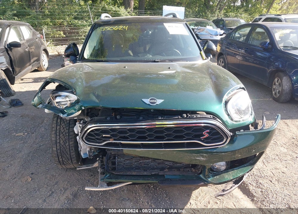 2018 MINI COUNTRYMAN COOPER S VIN: WMZYT5C3XJ3E61626