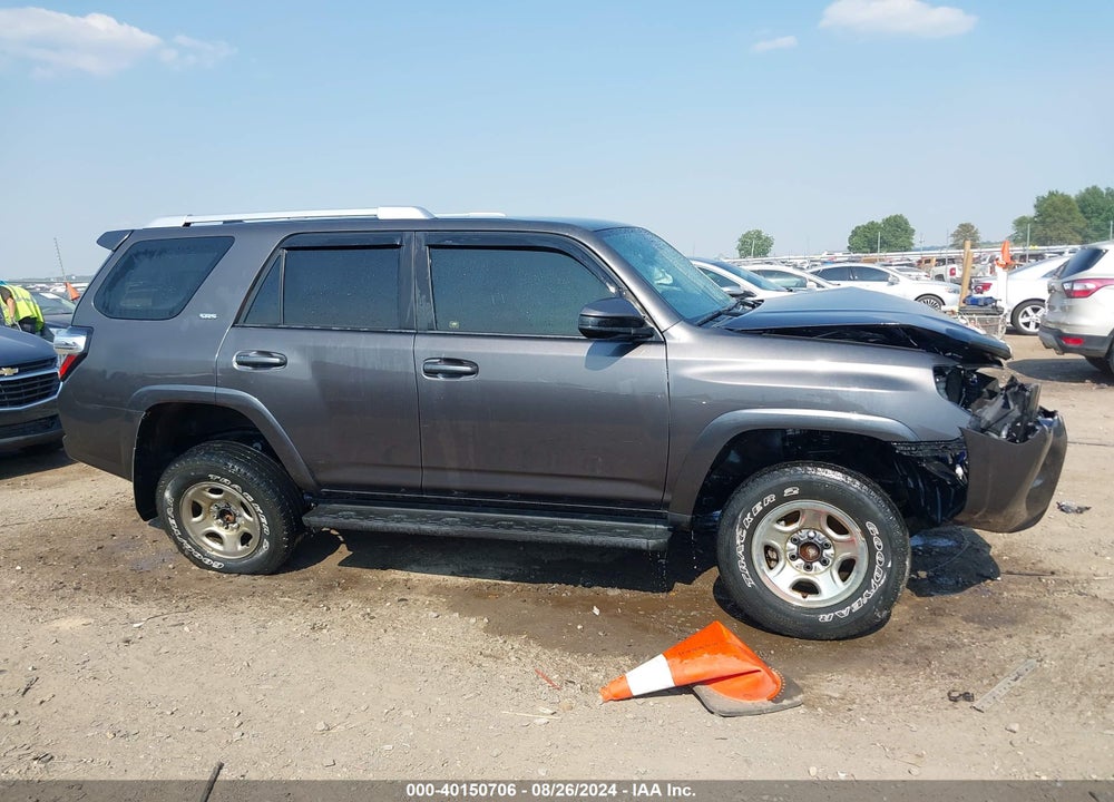 2018 TOYOTA 4RUNNER SR5 VIN: JTEZU5JR8J5179443