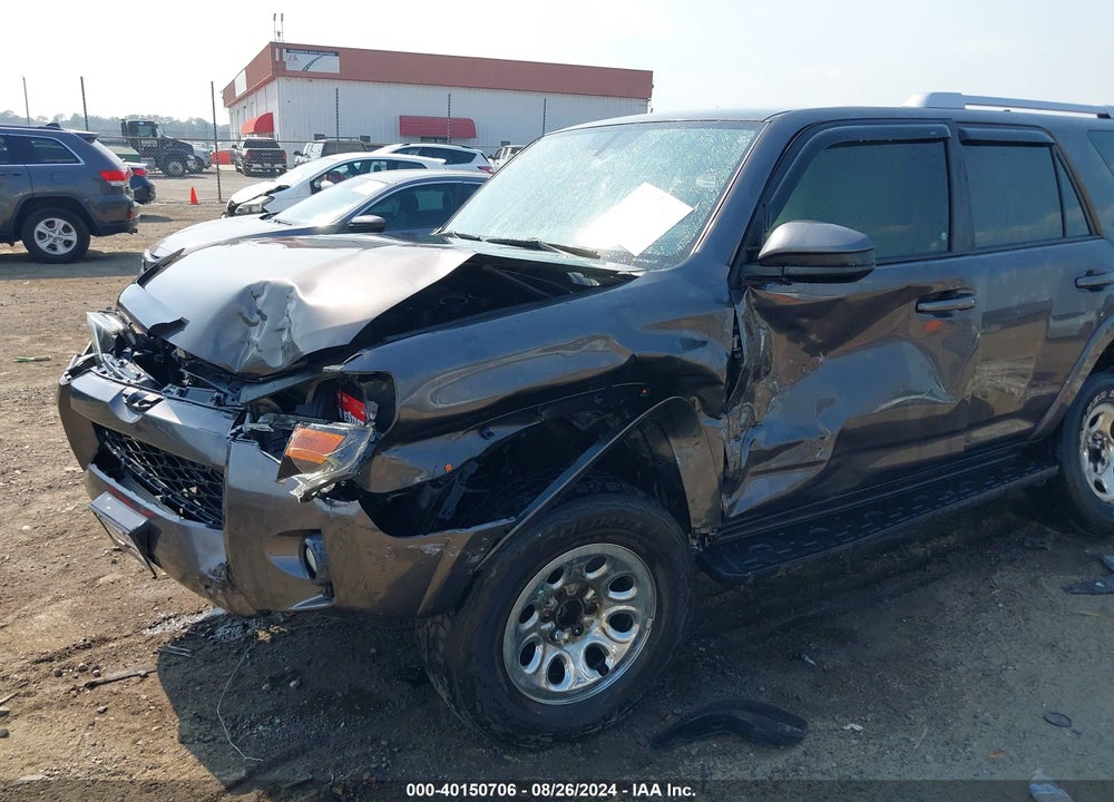 2018 TOYOTA 4RUNNER SR5 VIN: JTEZU5JR8J5179443