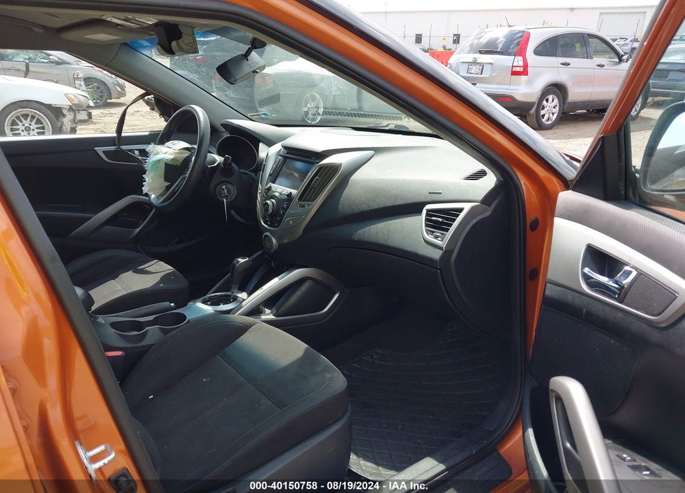 2015 HYUNDAI VELOSTER VIN: KMHTC6AD1FU243032