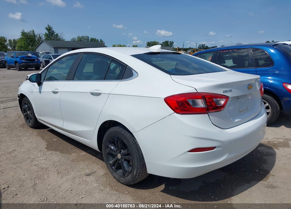 2019 CHEVROLET CRUZE LT VIN: 1G1BE5SM9K7117229