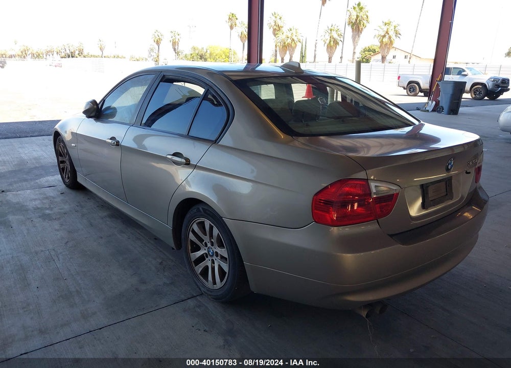 2007 BMW 328I VIN: WBAVA37537NL14712