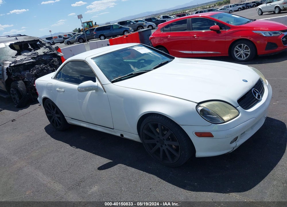 2001 MERCEDES-BENZ SLK 320 VIN: WDBKK65F61F190452