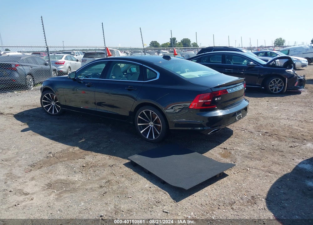 2018 VOLVO S90 T6 MOMENTUM VIN: LVY992MK6JP035566