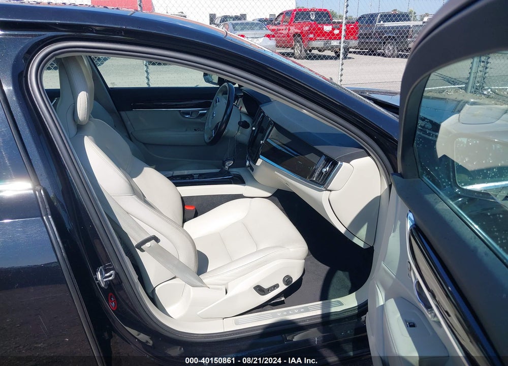 2018 VOLVO S90 T6 MOMENTUM VIN: LVY992MK6JP035566