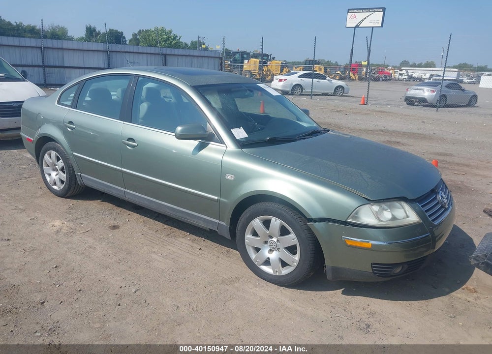 2002 VOLKSWAGEN PASSAT GLX VIN: WVWRH63B32P226589