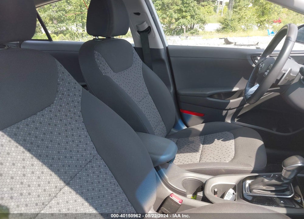 2019 HYUNDAI IONIQ PLUG-IN HYBRID VIN: KMHC65LD8KU169066