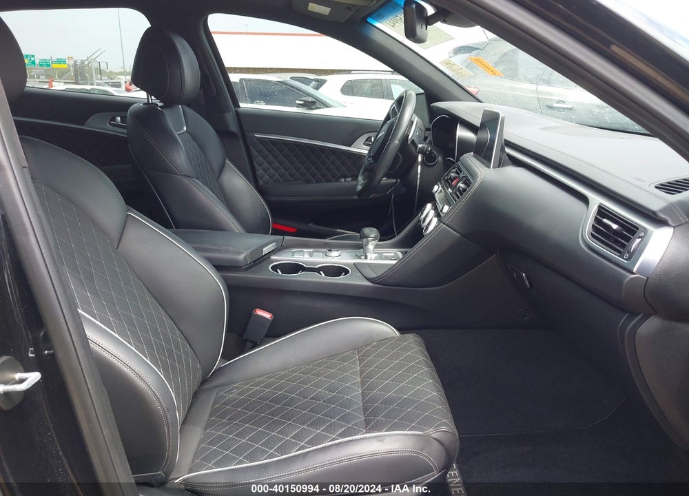 2020 GENESIS G70 3.3T AWD VIN: KMTG34LE9LU064024
