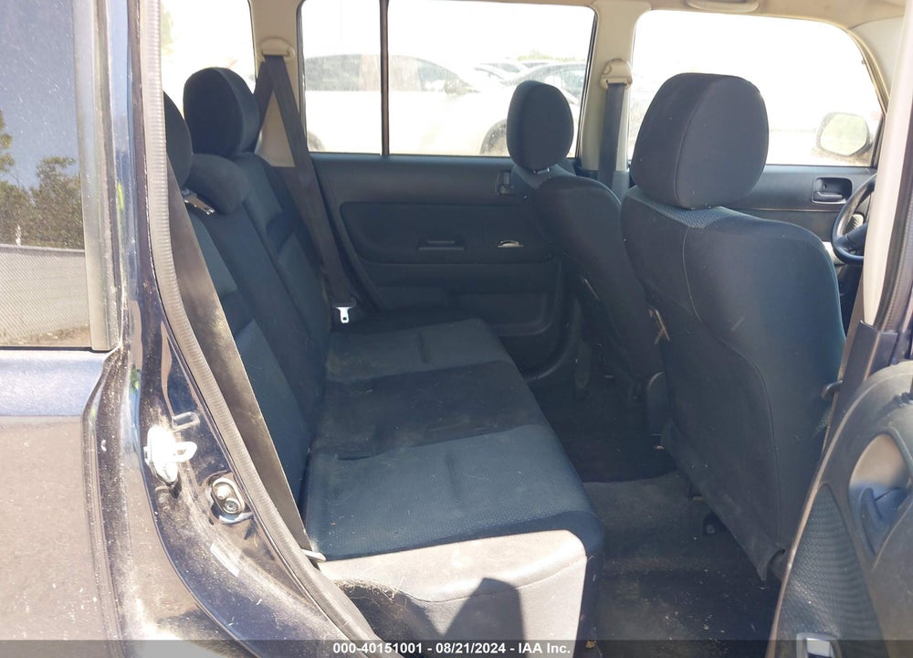 2006 SCION XB VIN: JTLKT324064100736