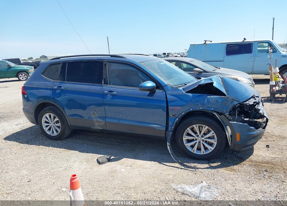 2019 VOLKSWAGEN TIGUAN 2.0T S VIN: 3VV1B7AX1KM184496