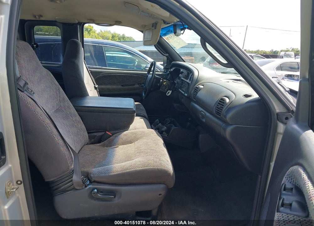 2001 DODGE RAM 1500 ST VIN: 3B7HC13Z41G243625