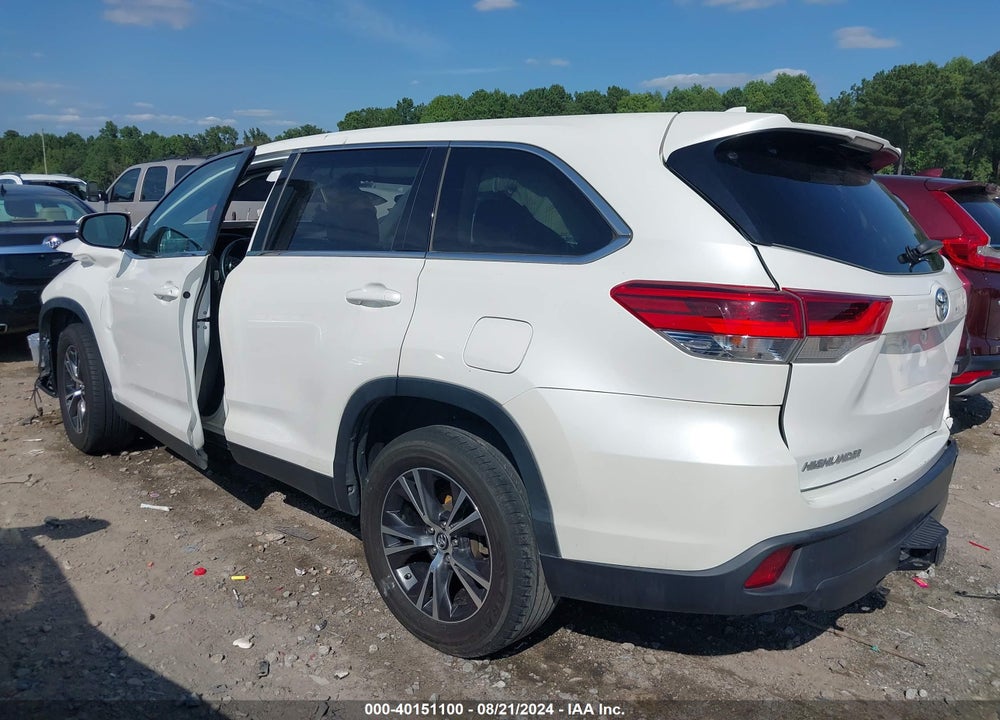 2019 TOYOTA HIGHLANDER LE PLUS VIN: 5TDZZRFH9KS322389
