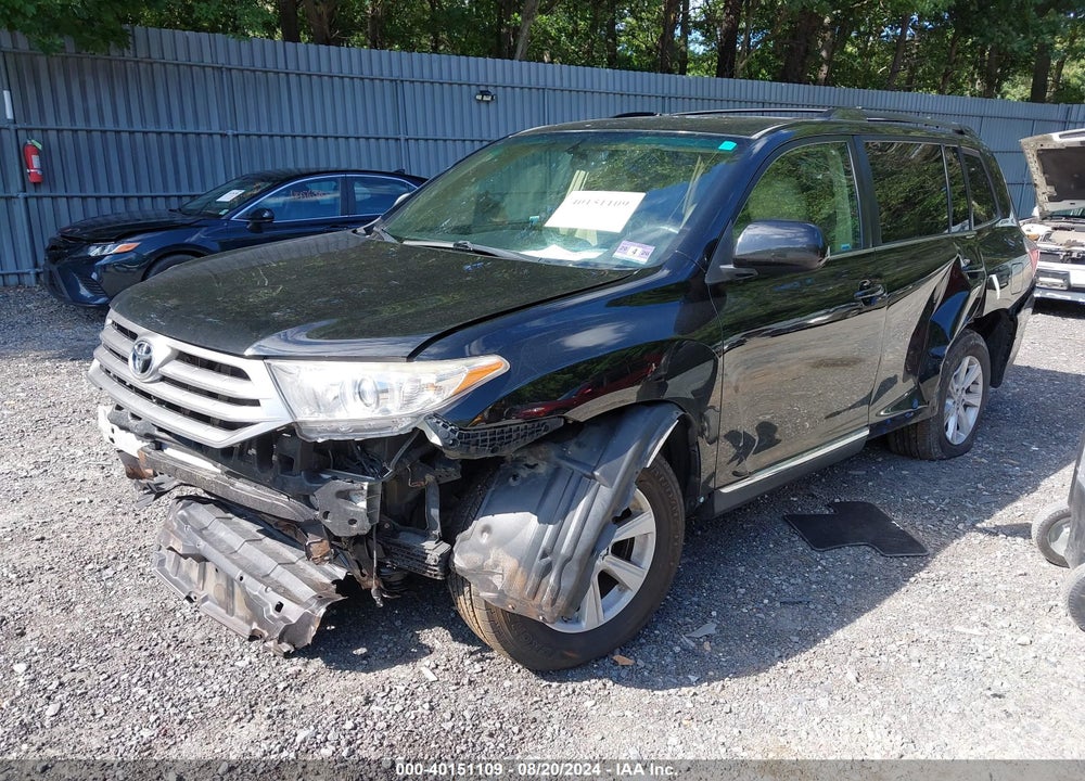 2013 TOYOTA HIGHLANDER SE V6 VIN: 5TDBK3EH2DS237840
