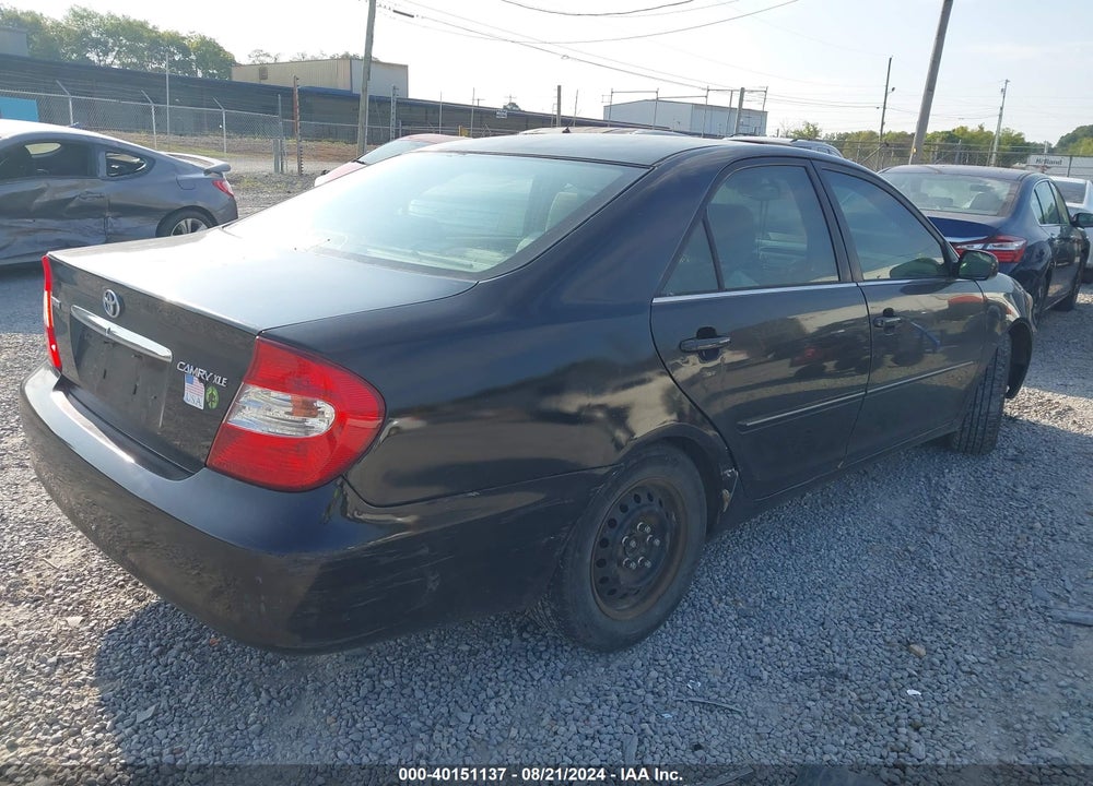 2003 TOYOTA CAMRY XLE VIN: 4T1BE30K33U125631