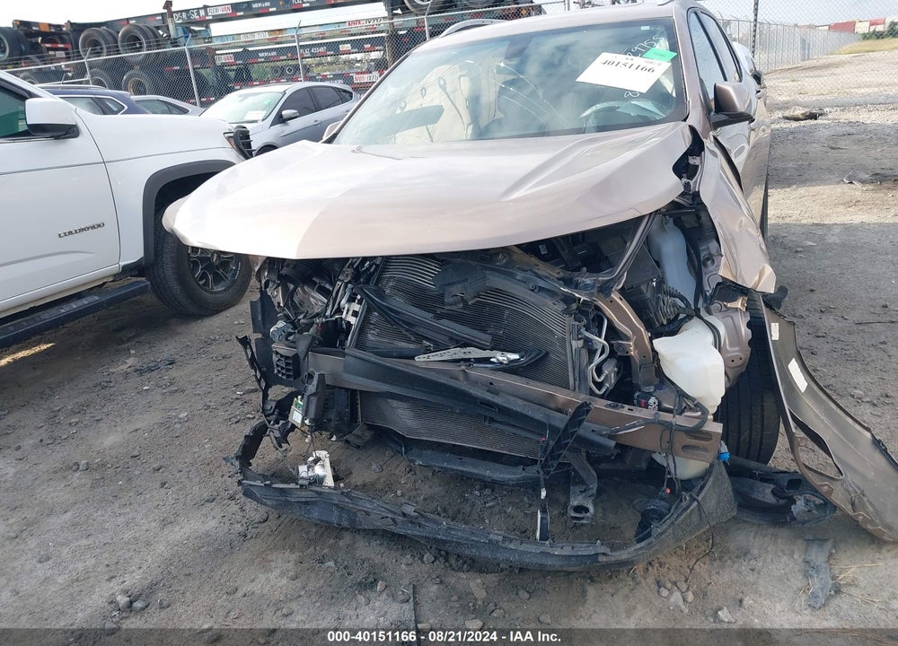 2018 CHEVROLET EQUINOX LT VIN: 2GNAXJEV9J6229755