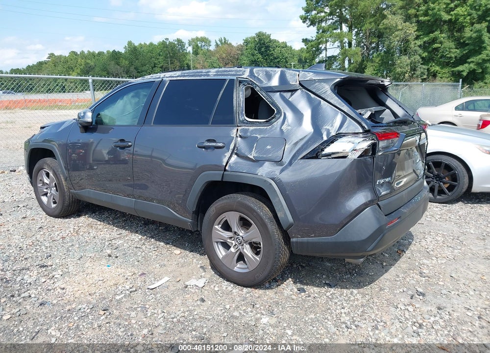 2022 TOYOTA RAV4 XLE VIN: 2T3W1RFV1NW216523