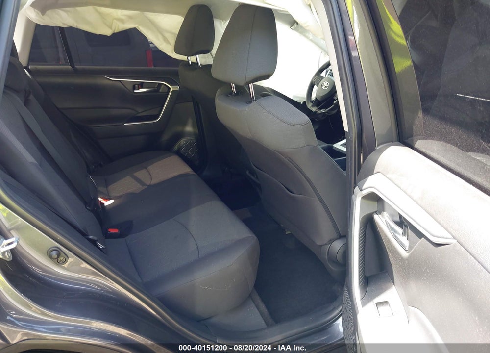 2022 TOYOTA RAV4 XLE VIN: 2T3W1RFV1NW216523