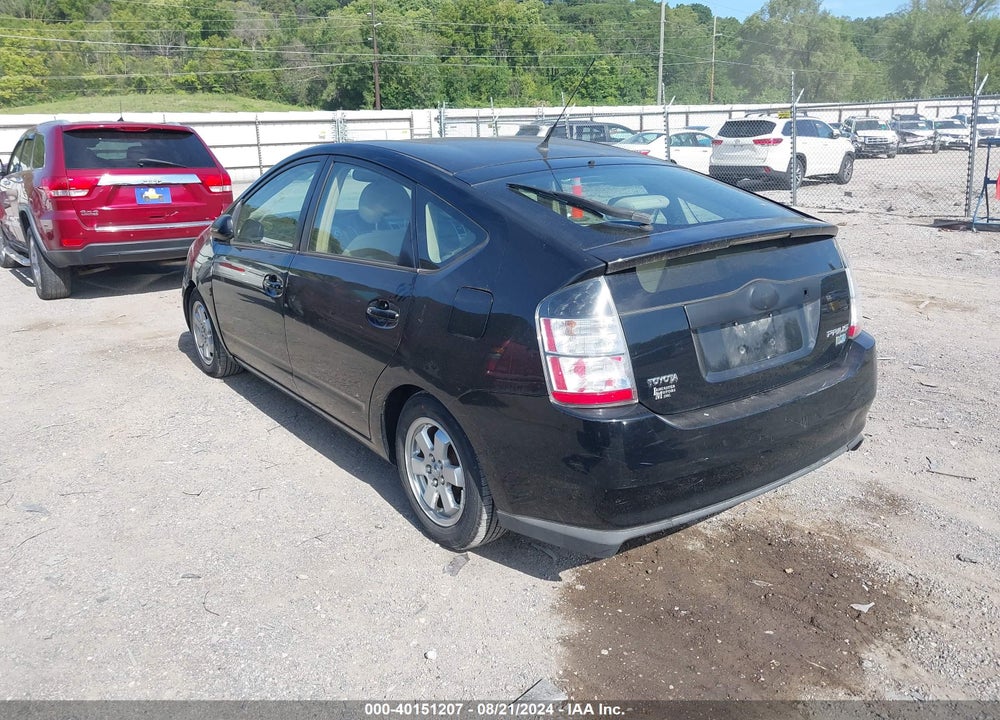 2005 TOYOTA PRIUS VIN: JTDKB22U153040429