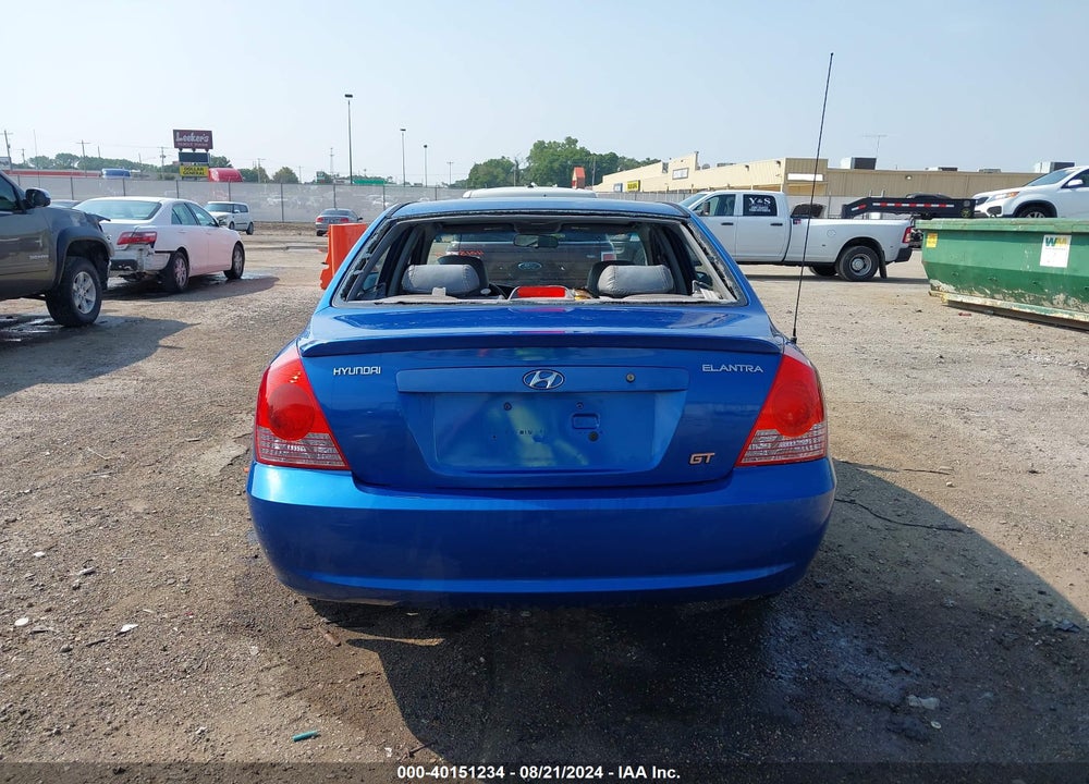 2004 HYUNDAI ELANTRA GLS/GT VIN: KMHDN46D84U737316