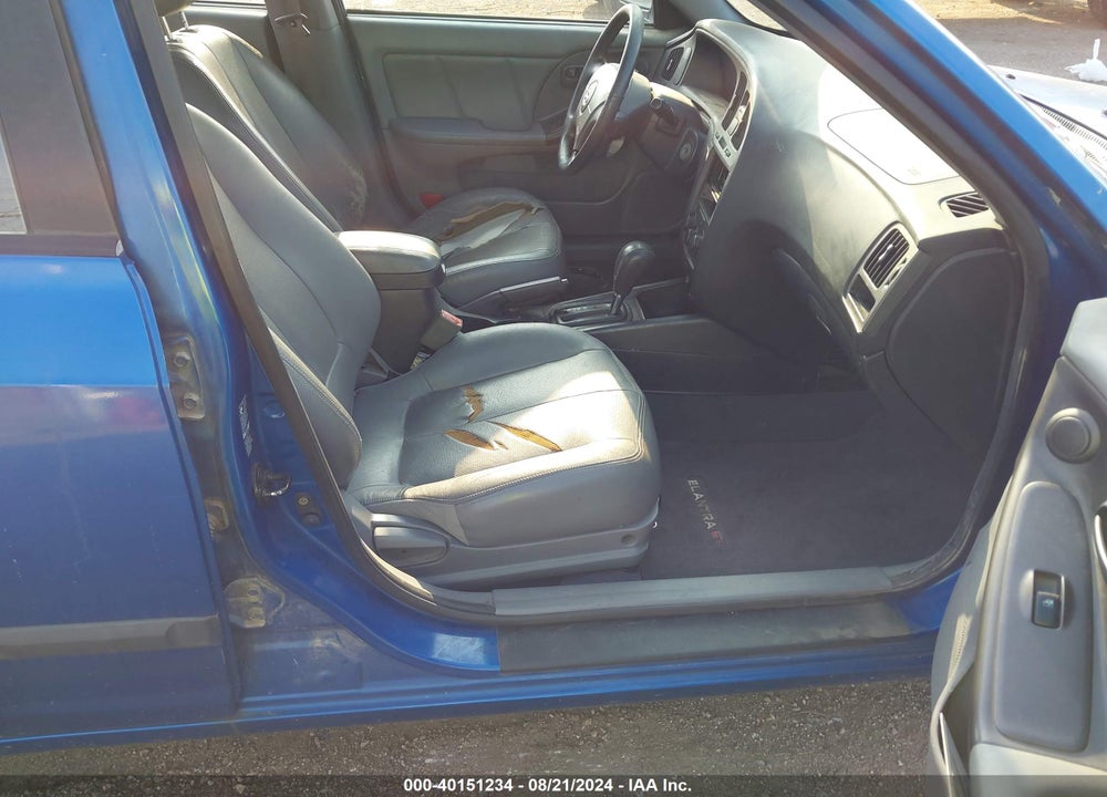 2004 HYUNDAI ELANTRA GLS/GT VIN: KMHDN46D84U737316