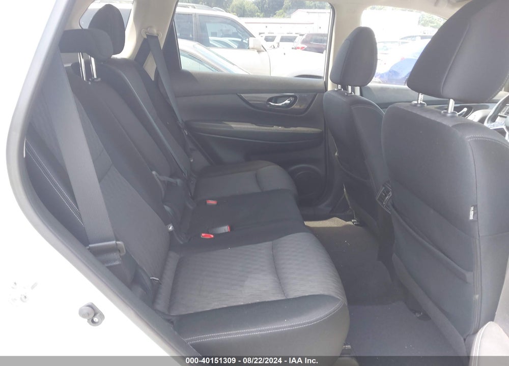 2017 NISSAN ROGUE SV VIN: JN8AT2MT6HW132009