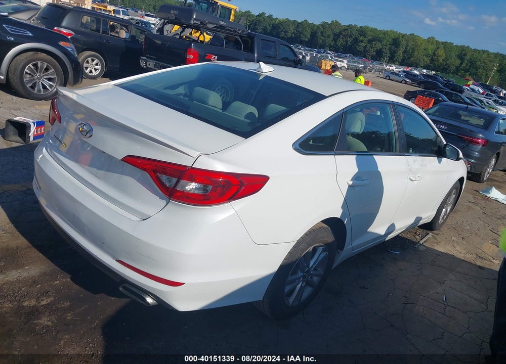 2017 HYUNDAI SONATA VIN: 5NPE24AF0HH523589