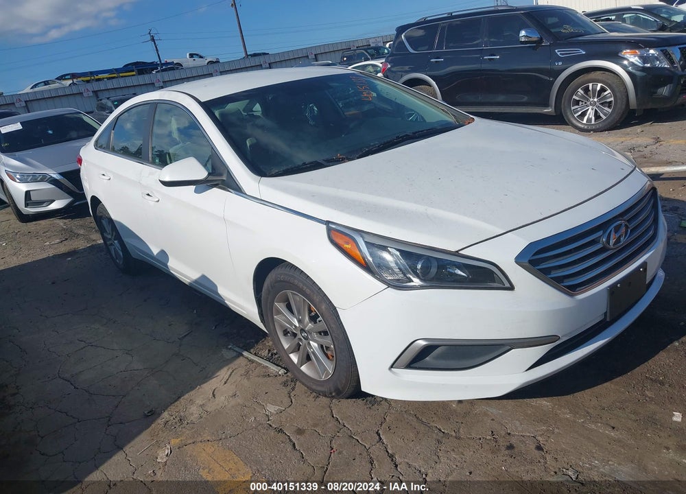 2017 HYUNDAI SONATA VIN: 5NPE24AF0HH523589