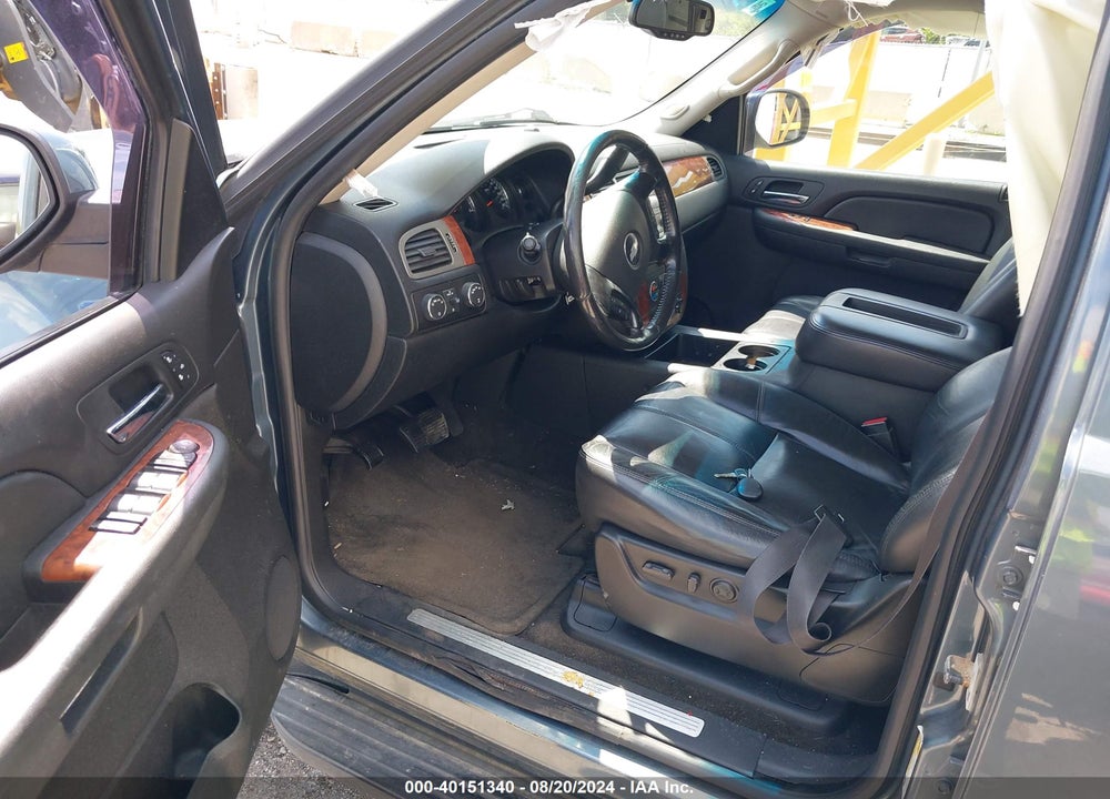 2008 CHEVROLET SUBURBAN 1500 LT VIN: 1GNFK16338J198727