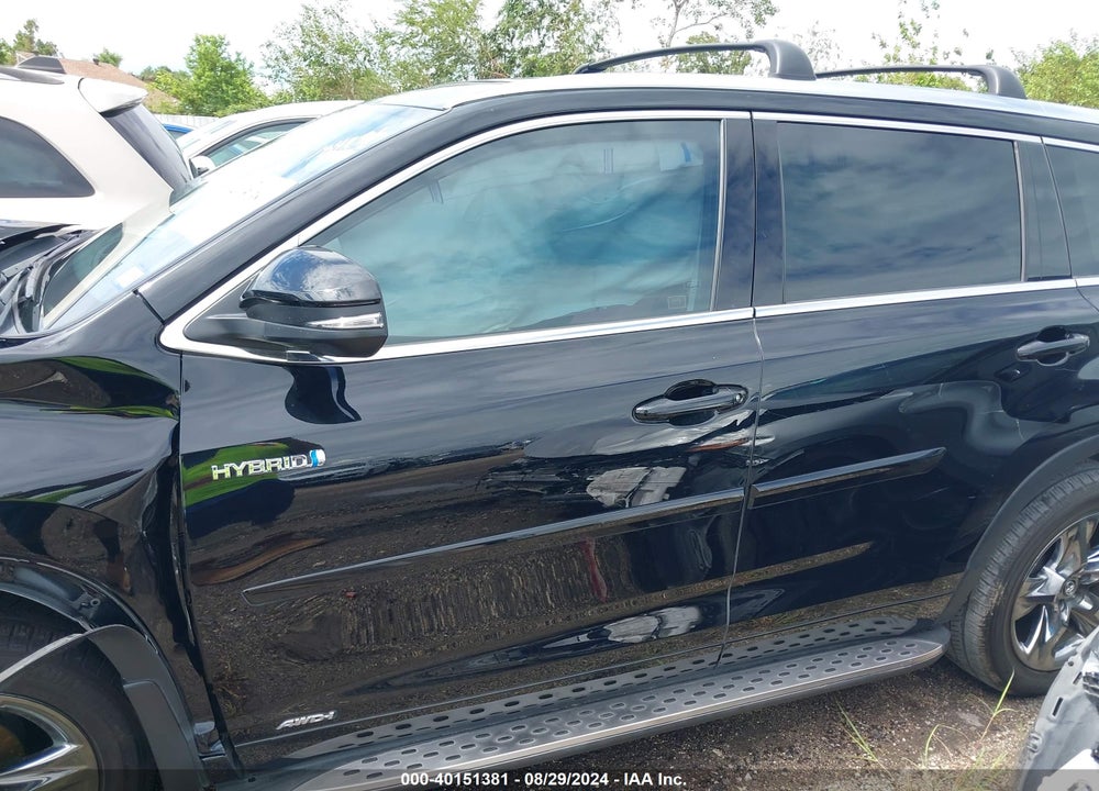 2017 TOYOTA HIGHLANDER HYBRID LIMITED PLATINUM VIN: 5TDDGRFH5HS023295