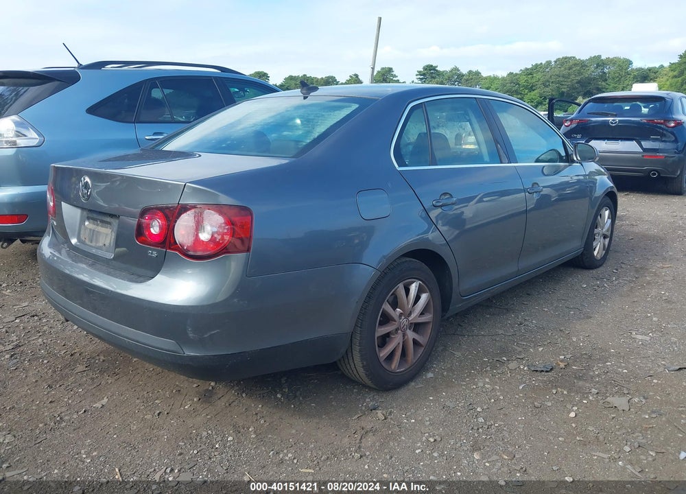 2010 VOLKSWAGEN JETTA SE VIN: 3VWRZ7AJ5AM035092