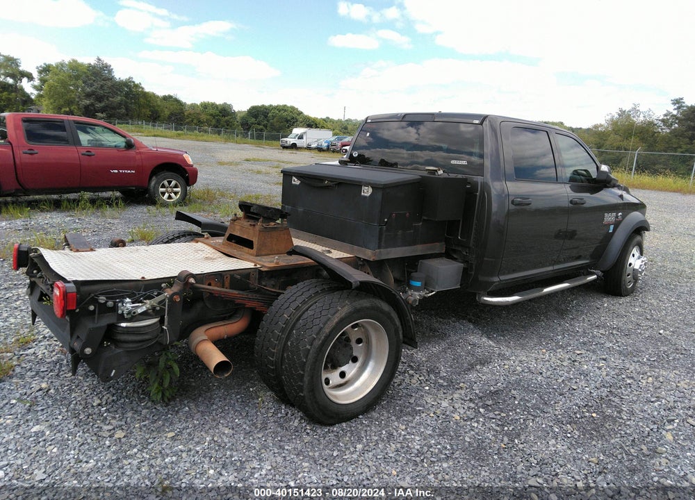 2018 RAM 5500 CHASSIS TRADESMAN/SLT/LAIE VIN: 3C7WRNEL9JG269517