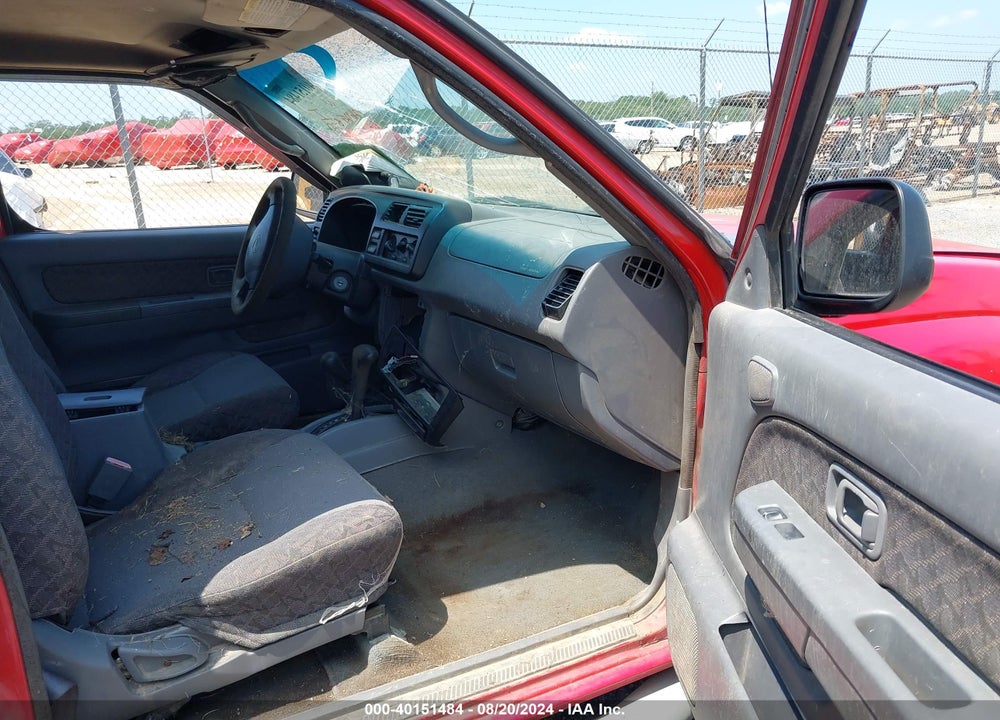2000 NISSAN XTERRA SE/XE VIN: 5N1ED28Y0YC556590