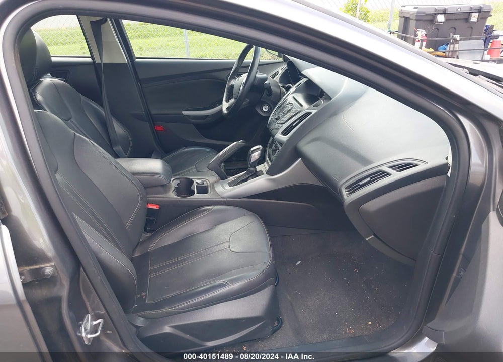 2014 FORD FOCUS SE VIN: 1FADP3F2XEL140611