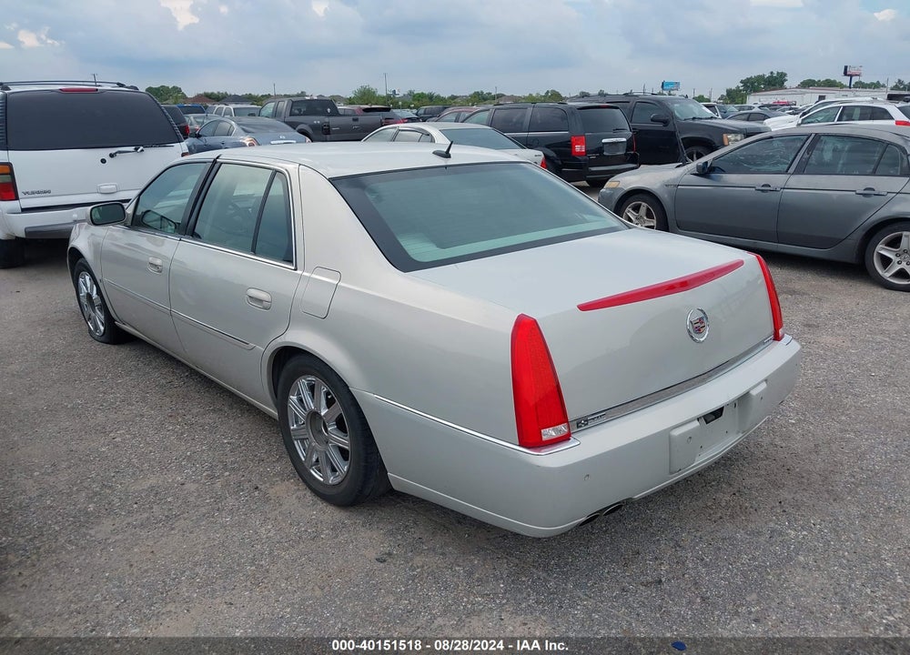 2007 CADILLAC DTS VIN: 1G6KD57Y37U200530