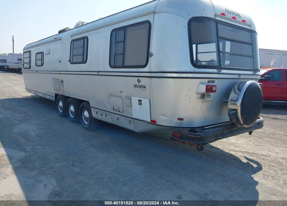 1985 FLEETWOOD AVION VIN: 1EE1W3432F9304283