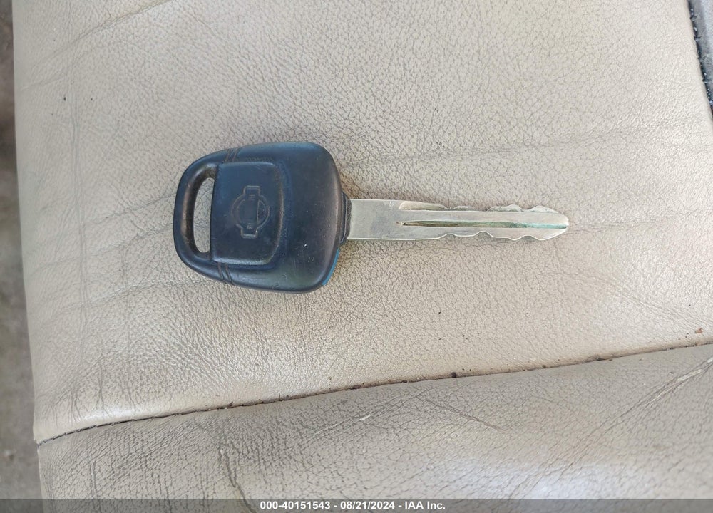 2001 NISSAN ALTIMA GLE VIN: 1N4DL01A61C119581