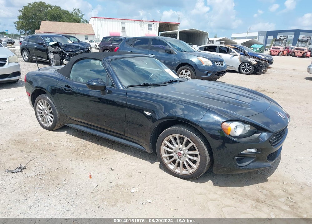 2018 FIAT 124 SPIDER CLASSICA VIN: JC1NFAEK9J0135240
