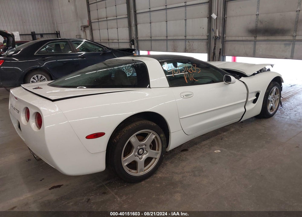 1997 CHEVROLET CORVETTE VIN: 1G1YY22G3V5103319