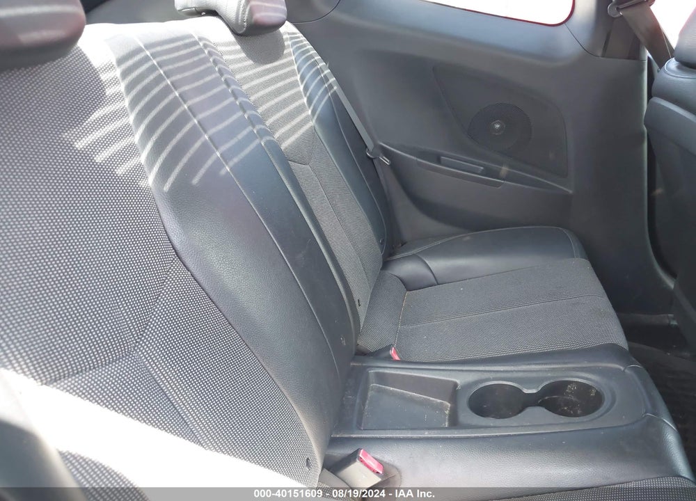 2013 HYUNDAI VELOSTER BASE W/BLACK VIN: KMHTC6AD6DU121862