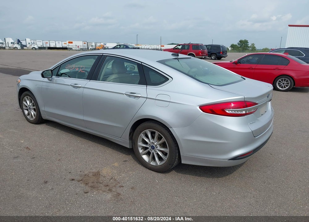 2017 FORD FUSION SE VIN: 3FA6P0HD8HR131949
