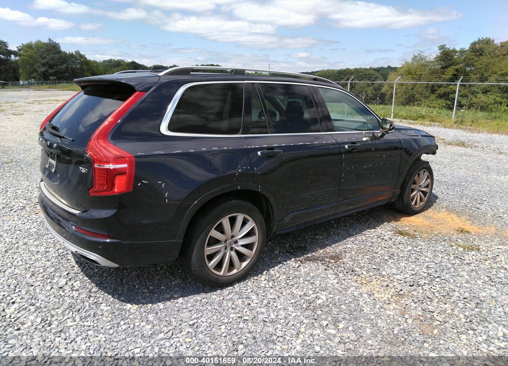 2016 VOLVO XC90 T6 MOMENTUM VIN: YV4A22PK9G1030617