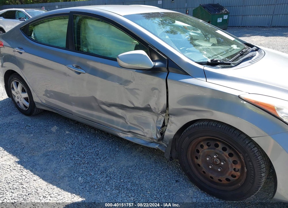 2013 HYUNDAI ELANTRA GLS VIN: KMHDH4AE6DU484388