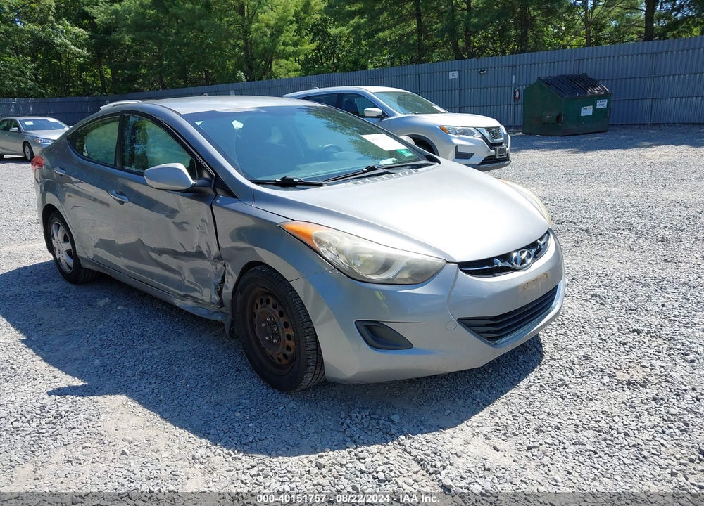2013 HYUNDAI ELANTRA GLS VIN: KMHDH4AE6DU484388