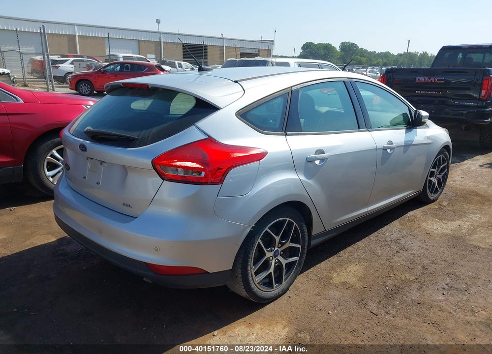 2017 FORD FOCUS SEL VIN: 1FADP3M27HL341924