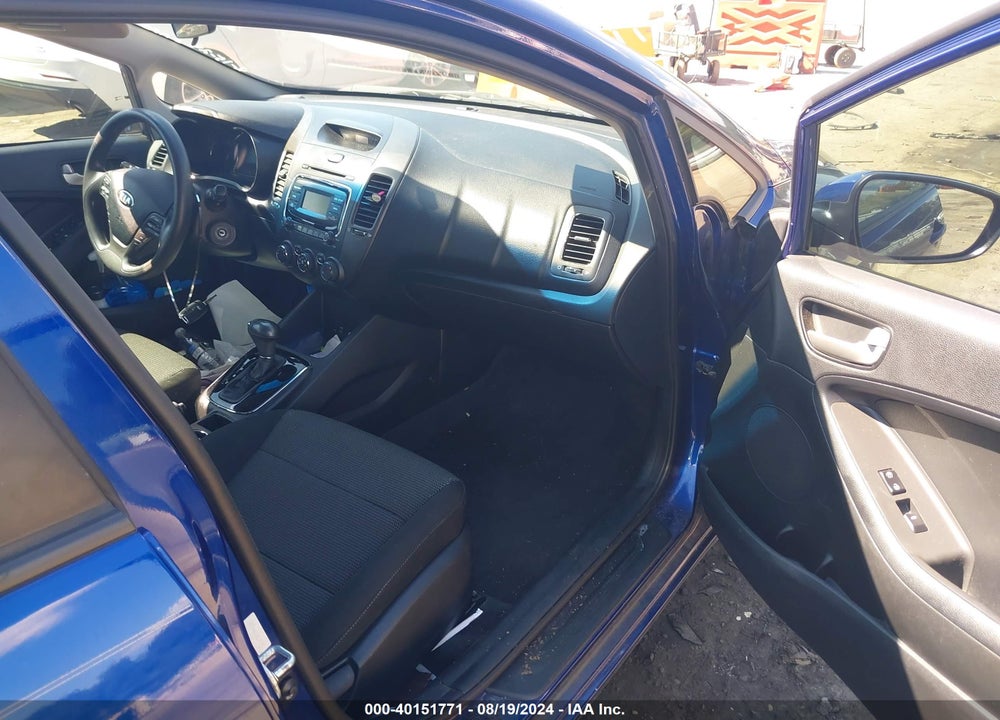 2018 KIA FORTE LX VIN: 3KPFK4A75JE189390