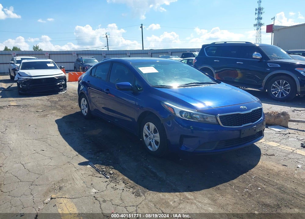 2018 KIA FORTE LX VIN: 3KPFK4A75JE189390