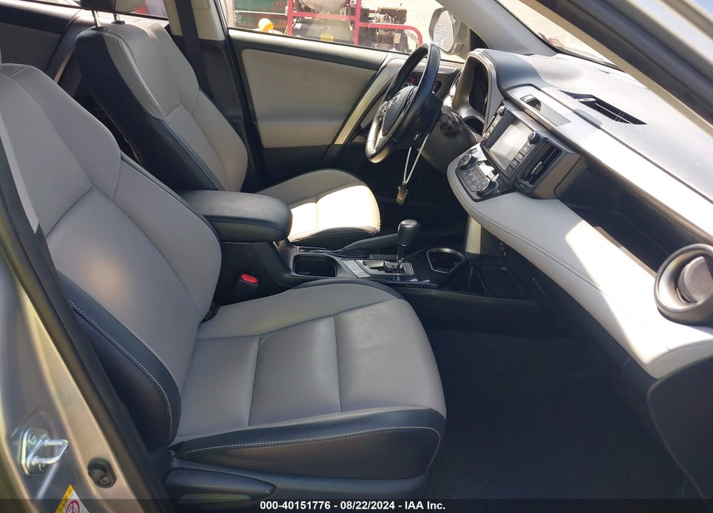 2018 TOYOTA RAV4 LIMITED VIN: JTMDFREV3JJ242219