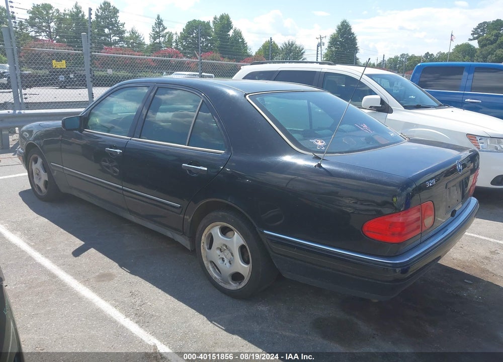 1996 MERCEDES-BENZ E 320 VIN: WDBJF55F1TJ018789