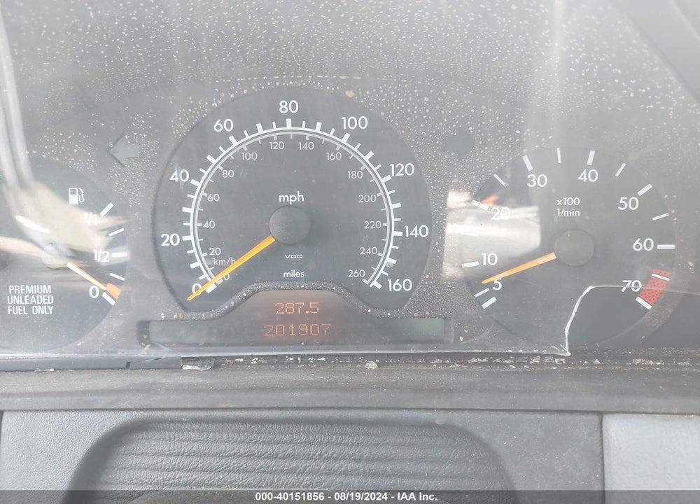 1996 MERCEDES-BENZ E 320 VIN: WDBJF55F1TJ018789